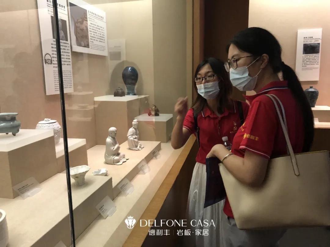 德利豐黨支部開展 “追尋建黨百年足跡”研學(xué)活動(圖6) 德利豐黨支部開展 “追尋建黨百年足跡”研學(xué)活動(圖6)