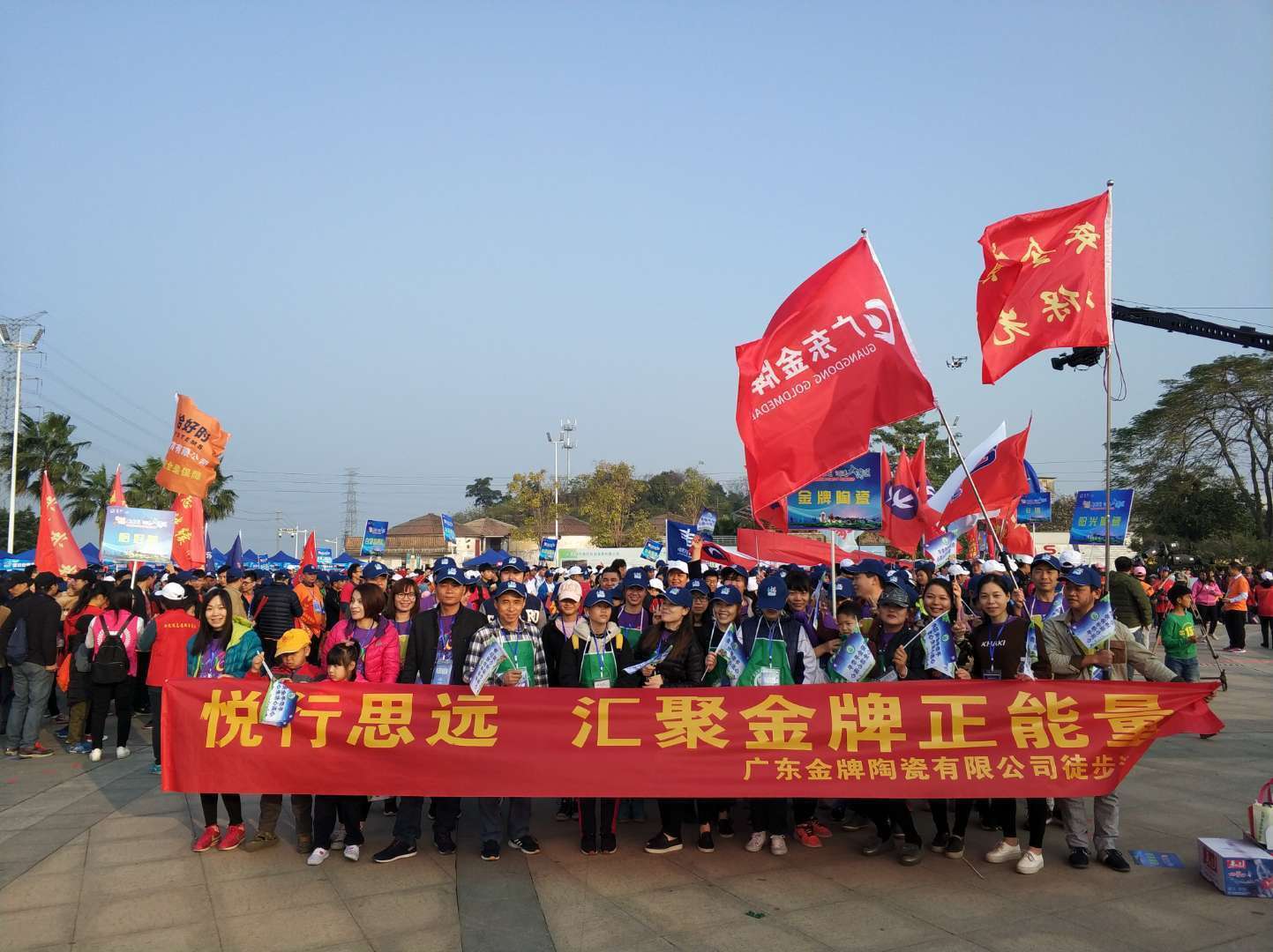 2018年，我們一直在前進(jìn)的路上