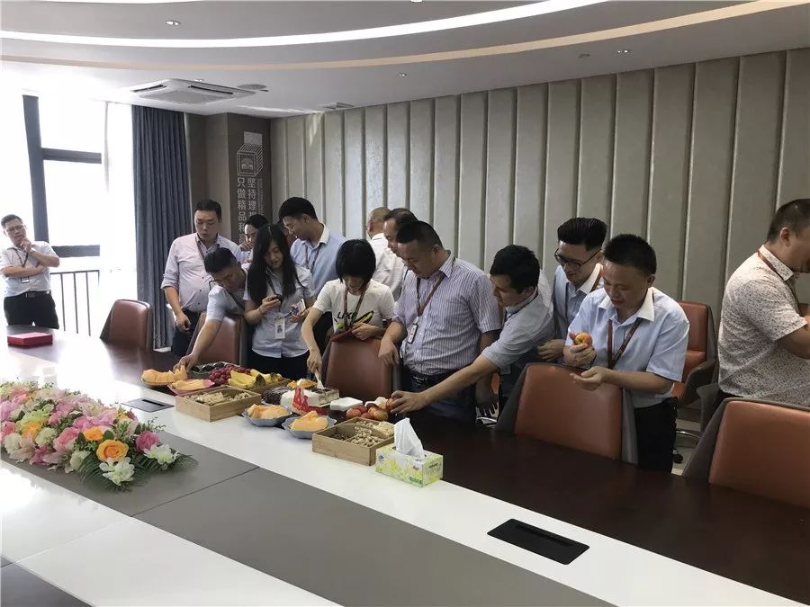 7月生日會(huì)—愿你被這個(gè)世界溫柔對待